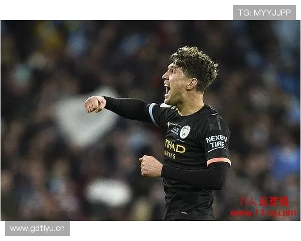 斯通斯与范戴克：出球能力与防守统治力对比