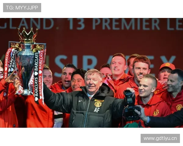 曼联复兴困境：成绩回暖与体系停滞并存，球队稳定性面临考验